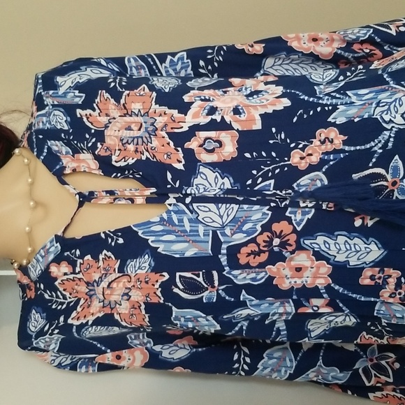 North Reflect. New dress - Picture 10 of 12